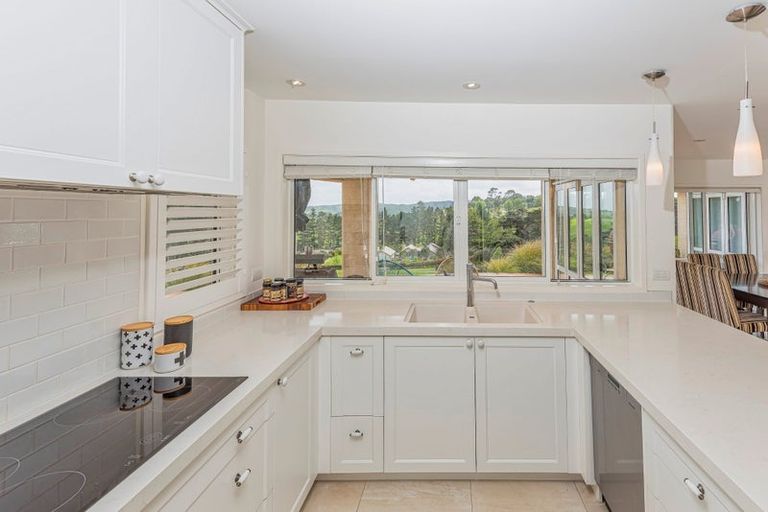 Photo of property in 66 Manuka Grove, Helensville, 0875