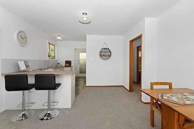 Photo of property in 120 Woodglen Road, Glen Eden, Auckland, 0602