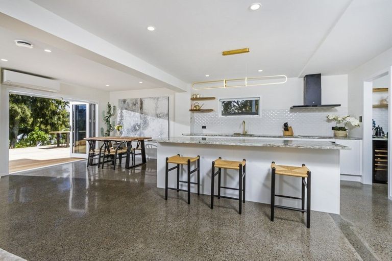 Photo of property in 140 Deep Creek Road, Torbay, Auckland, 0630
