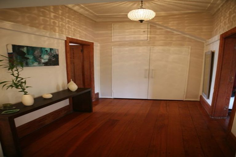 Photo of property in 20u1 Lavaud Street, Berhampore, Wellington, 6023