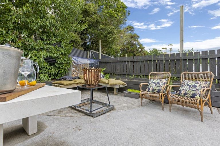 Photo of property in 14 Rosendale Avenue, Spotswood, New Plymouth, 4310