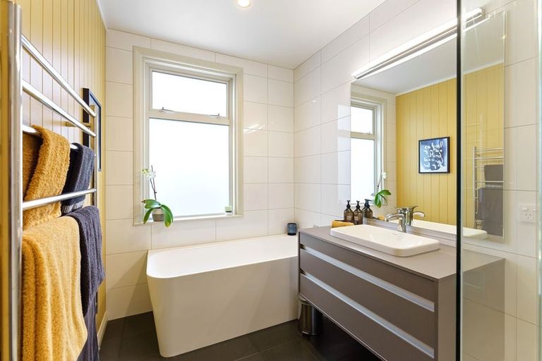 Photo of property in 22 Manly Street, Paraparaumu Beach, Paraparaumu, 5032