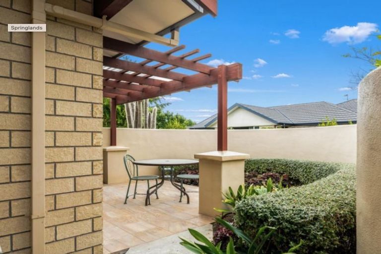 Photo of property in 5 Farnham Drive, Springlands, Blenheim, 7201