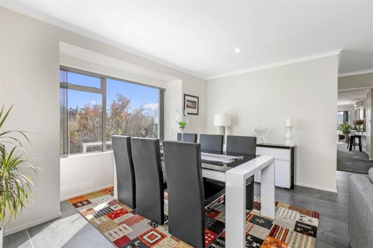 Photo of property in 52 Little John Drive, Bellevue, Tauranga, 3110