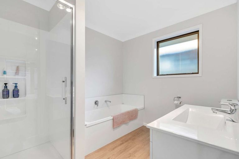 Photo of property in 6 Pakati Lane, Papamoa, 3118