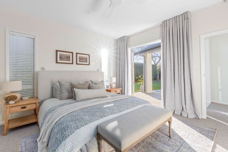 Photo of property in 1 Norfolk Drive, Cambridge, 3434