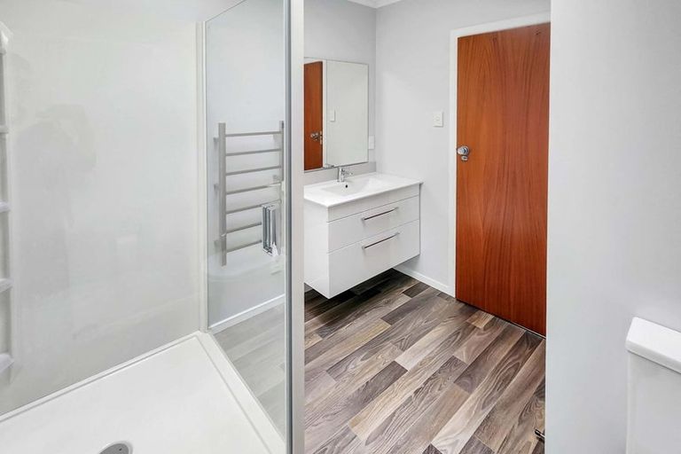 Photo of property in 2 Ferretti Grove, Avalon, Lower Hutt, 5011