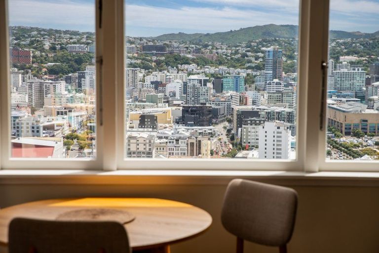 Photo of property in 109f7 Majoribanks Street, Mount Victoria, Wellington, 6011