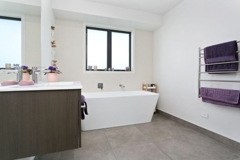 Photo of property in 11 Mike Smith Drive, Cambridge, 3434