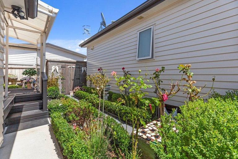 Photo of property in 318/11 Kamahi Crescent, Papamoa Beach, Papamoa, 3118
