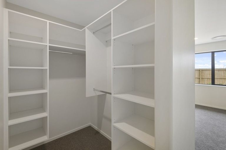 Photo of property in 16 Fairbairn Road, Rolleston, 7614