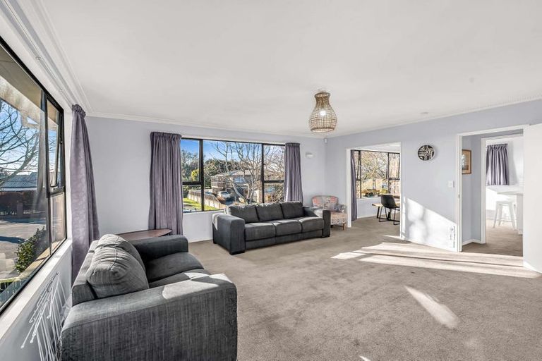 Photo of property in 23 Freebairn Street, Redwood, Christchurch, 8051