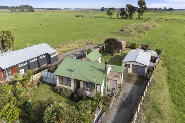 Photo of property in 1103 State Highway 1, Himatangi, Foxton, 4891