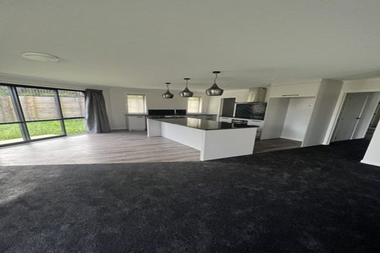 Photo of property in 35 Shaw Road, Coastlands, Whakatane, 3120