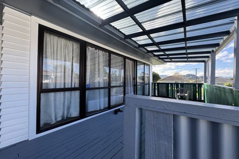 Photo of property in 43 Cambridge Terrace, Kaiti, Gisborne, 4010