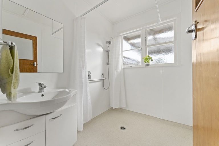 Photo of property in 8 Curtis Street, Stratford, 4332