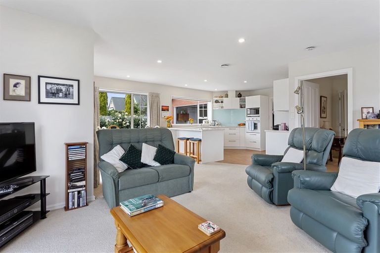 Photo of property in 18 Dawson Douglas Place, Kaiapoi, 7630