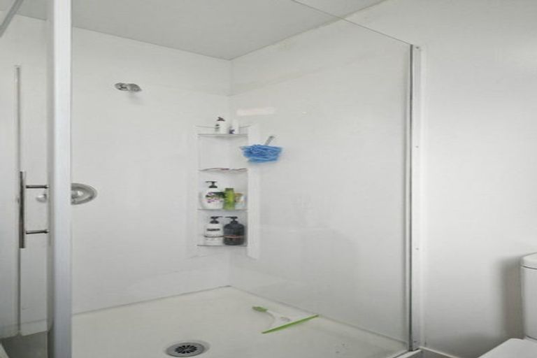 Photo of property in 100 Main South Road, Green Island, Dunedin, 9018
