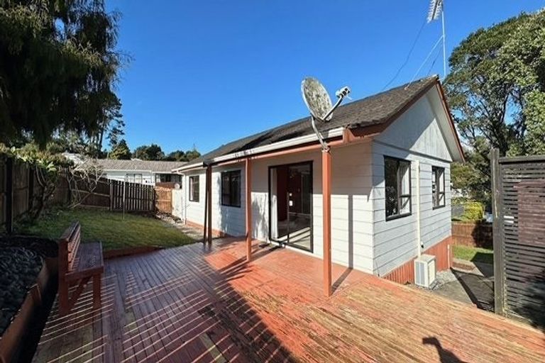 Photo of property in 1/42 Gatman Street, Birkdale, Auckland, 0626