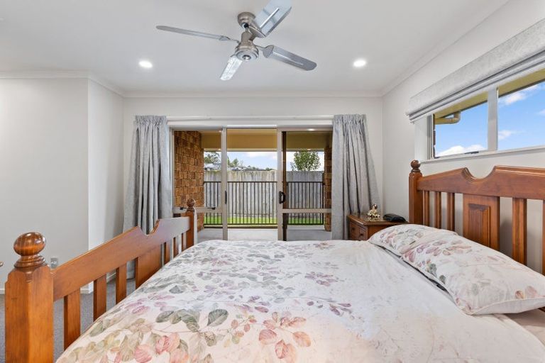 Photo of property in 23 Westview Place, Western Heights, Hamilton, 3200