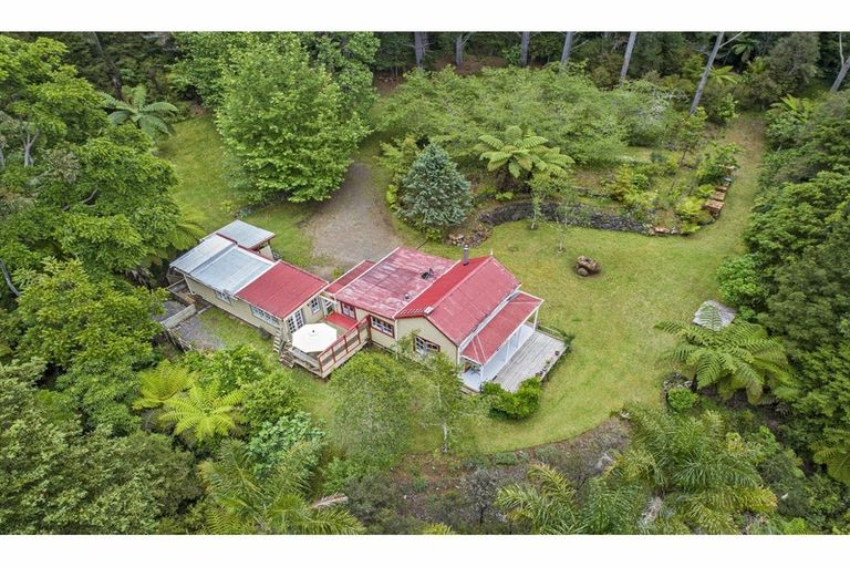 Photo of property in 106 Trounson Park Road, Kaihu, Dargaville, 0379
