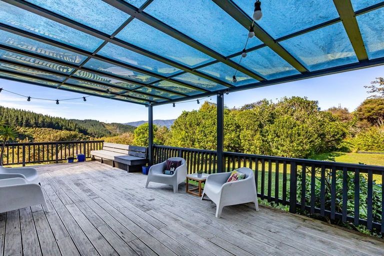 Photo of property in 21 Mcewen Crescent, Riverstone Terraces, Upper Hutt, 5018