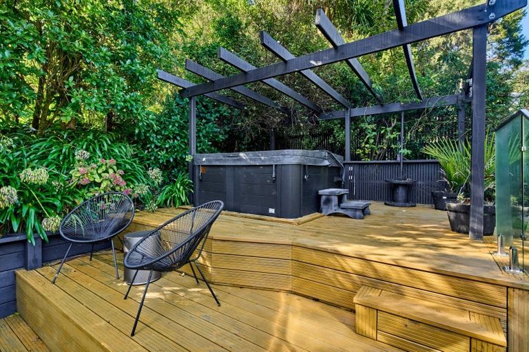 Photo of property in 41c Chatsworth Road, Silverstream, Upper Hutt, 5019