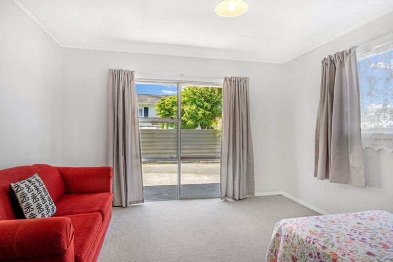 Photo of property in 10 Cornwall Place, Stoke, Nelson, 7011