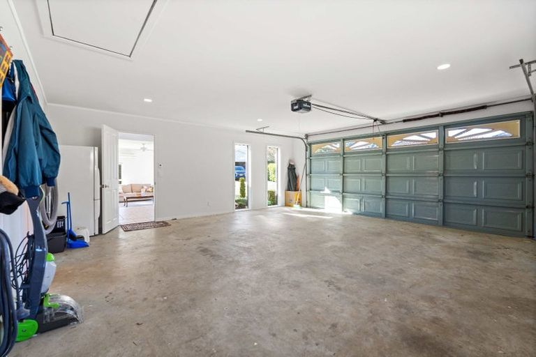 Photo of property in 16 Waru Nui Court, Orewa, 0931