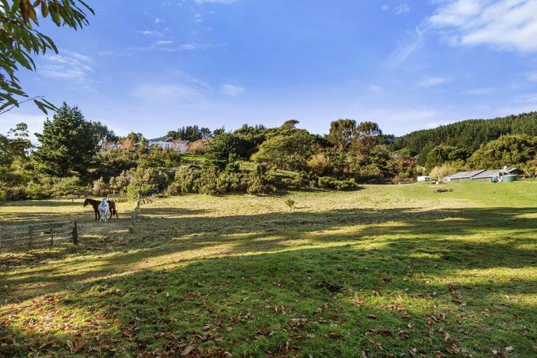 Photo of property in 8 Mount Cecil Road, Moonshine Valley, Porirua, 5381
