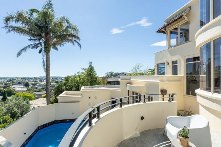 Photo of property in 5 Poaka Place, Taradale, Napier, 4112