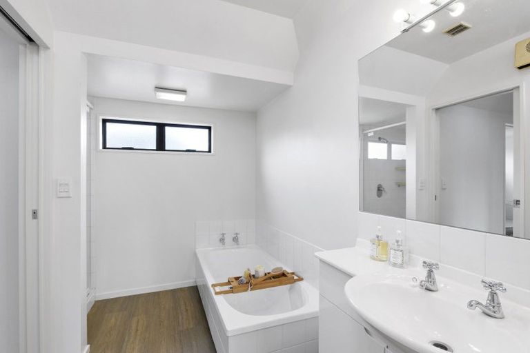 Photo of property in 20 Rugby Street, Merivale, Christchurch, 8014