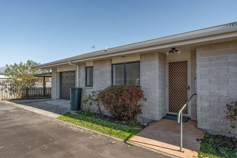 Photo of property in 27 Cole Street, Masterton, 5810
