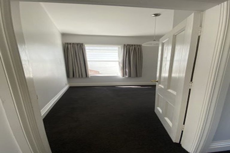 Photo of property in 131 Wallace Street, Mount Cook, Wellington, 6021