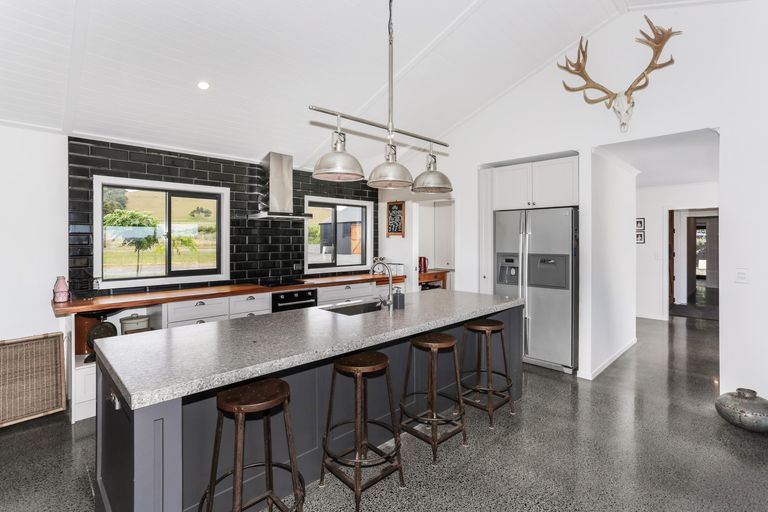 Photo of property in 85 Hunt Road, Pukekawa, Tuakau, 2696