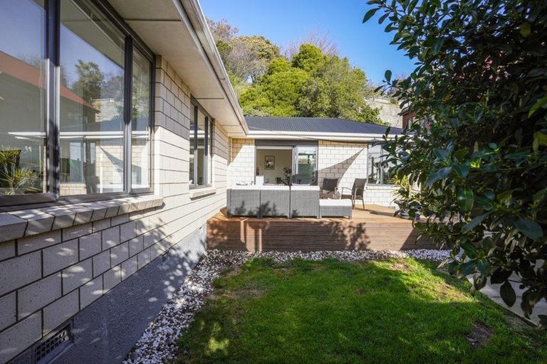 Photo of property in 202 Centaurus Road, Saint Martins, Christchurch, 8022