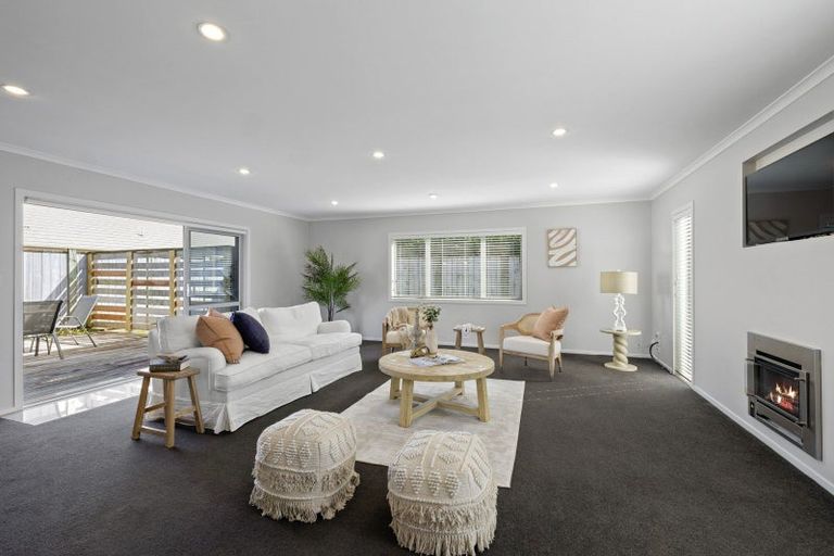 Photo of property in 20 Fernbrook Drive, Hurworth, New Plymouth, 4310