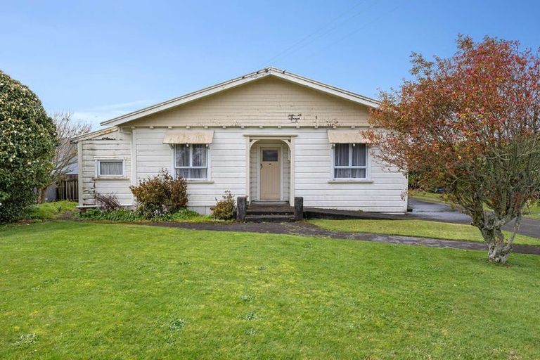 Photo of property in 17 Standish Street, Westown, New Plymouth, 4310