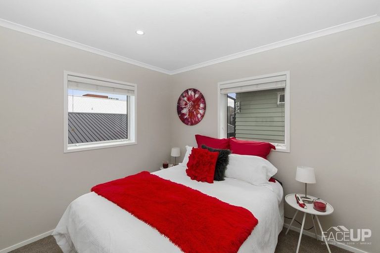 Photo of property in 5 Poaka Road, Hobsonville, Auckland, 0616