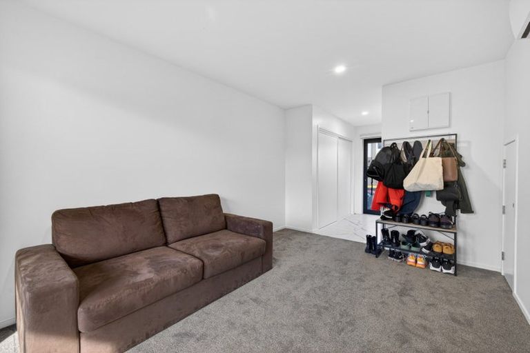 Photo of property in 5/231 Marine Parade, New Brighton, Christchurch, 8061