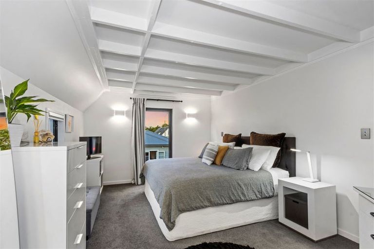 Photo of property in 2/36 Edgeware Road, St Albans, Christchurch, 8014