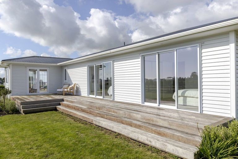 Photo of property in 29 Matarikoriko Road, Brixton, Waitara, 4382