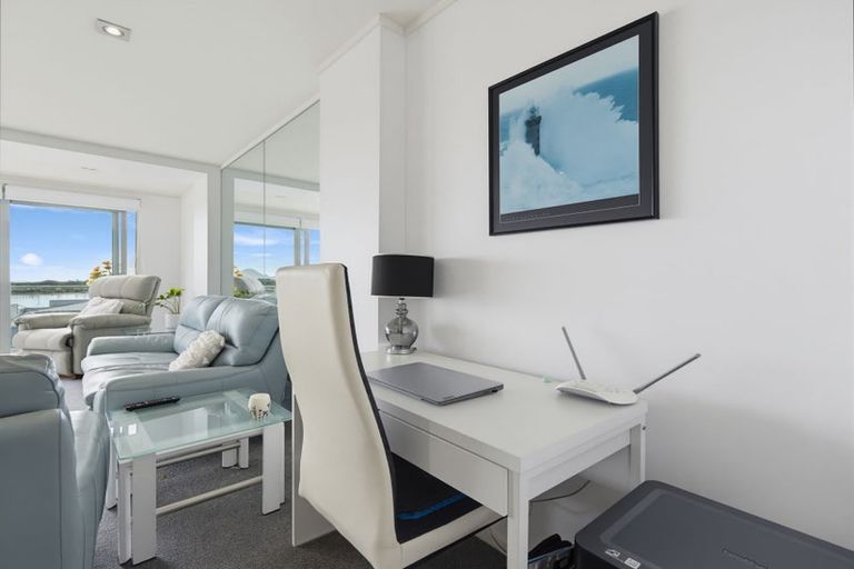 Photo of property in Quayside Apartments, 212/11 George Street, Whakatane, 3120