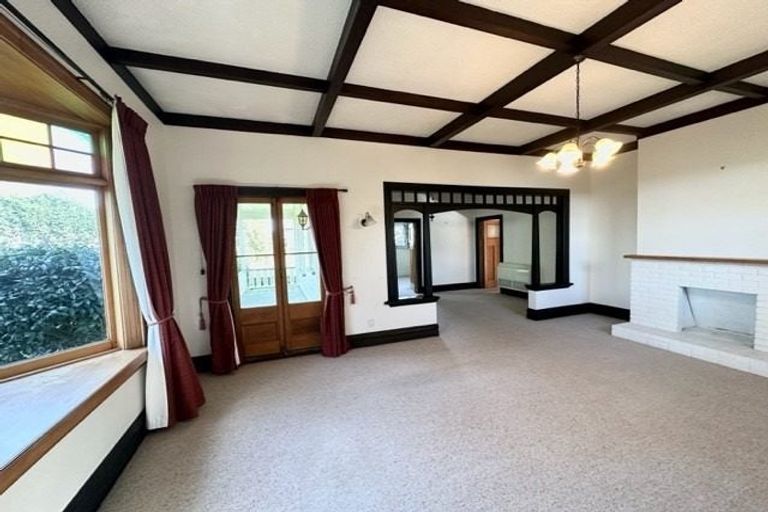 Photo of property in 26 Queen Street, Cambridge, 3434