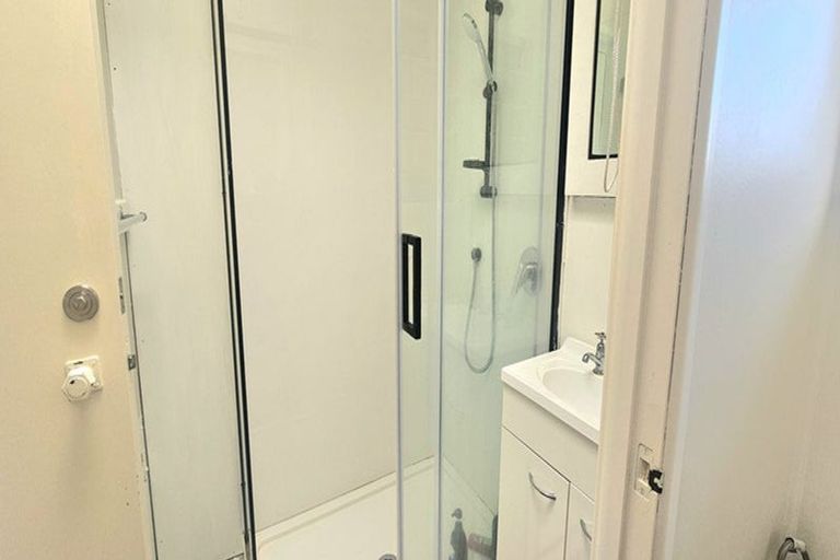 Photo of property in 2 Signal Street, Marton, 4710