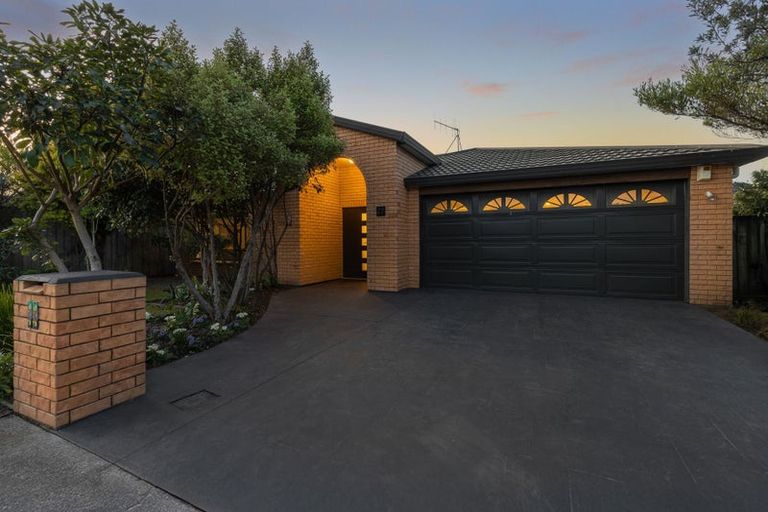 Photo of property in 11 Harry Shaw Way, Raumati South, Paraparaumu, 5032