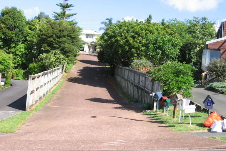 Photo of property in 6 Bronzewing Terrace, Unsworth Heights, Auckland, 0632