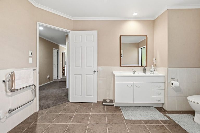 Photo of property in 81 Tawavale Street, Pukehangi, Rotorua, 3015