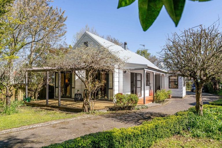 Photo of property in 36 Kuratawhiti Street, Greytown, 5712