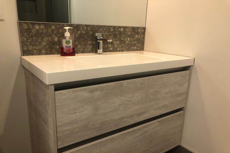 Photo of property in 6/214 Hereford Street, Christchurch Central, Christchurch, 8011